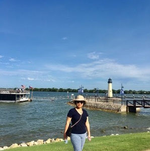 Meet your Posher, Mariahazel